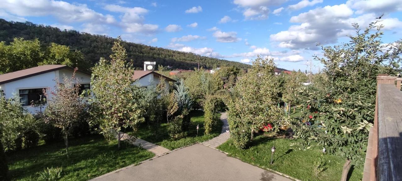 Xutorok Hotel & Restaurant Chilegir Bagian luar foto