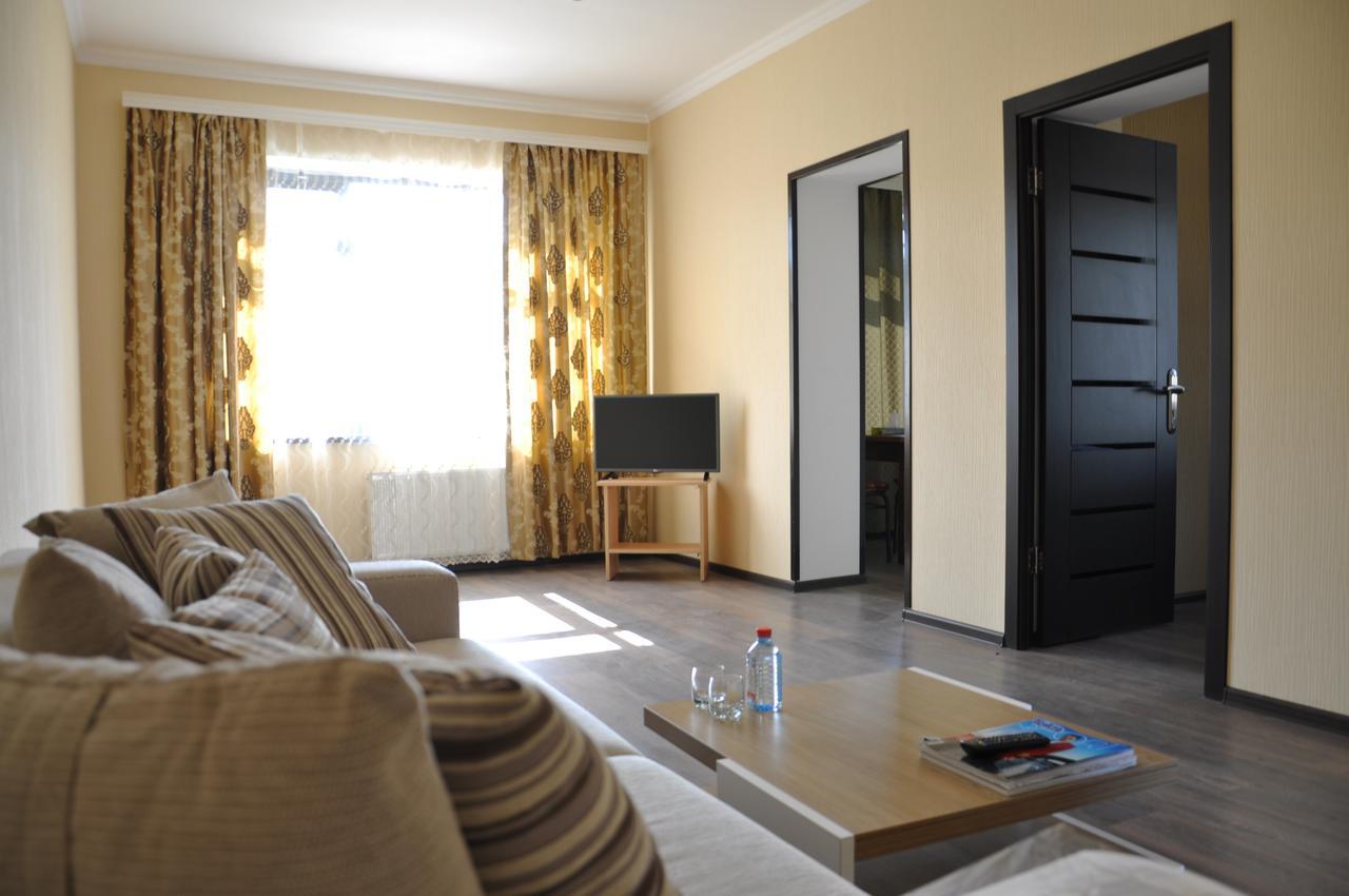 Xutorok Hotel & Restaurant Chilegir Bagian luar foto